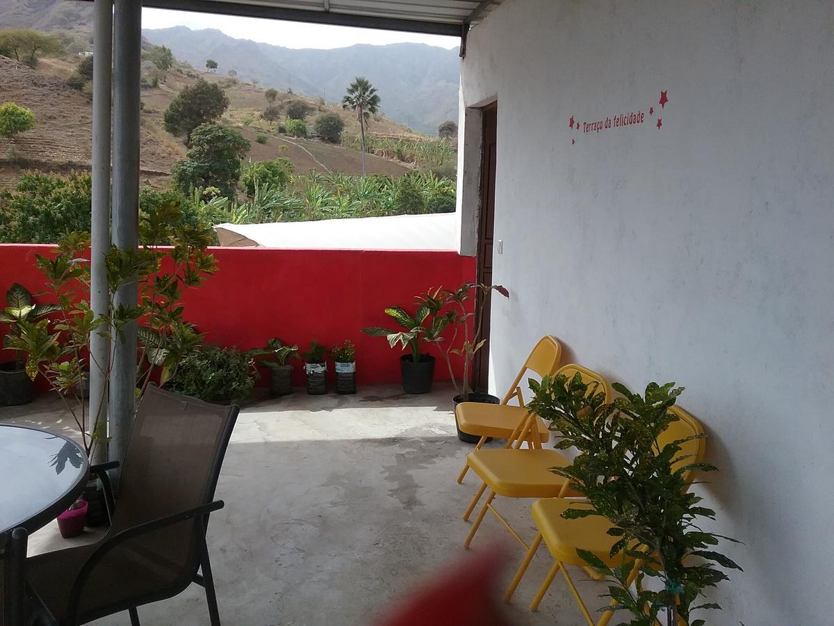 Bed and Breakfast Pensao Simao & Julia Orgaos Exterior foto